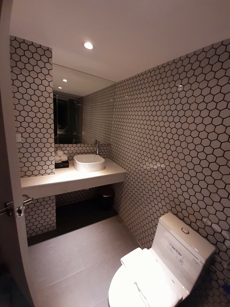 Hotel Redpine Condotel