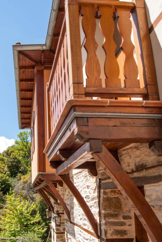 Hotel Viraggas