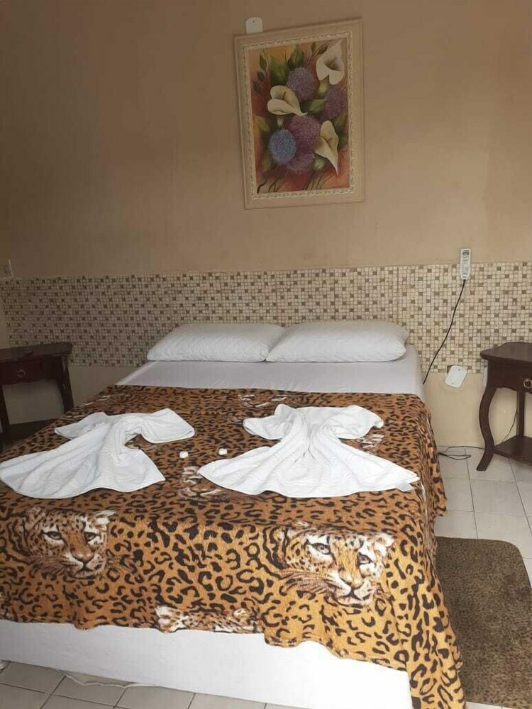Hostal Hostel Pousada Sobrado Do Conde