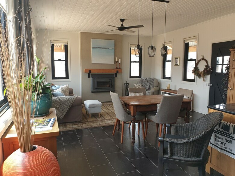 Yass Tiny Farm And Accommodation