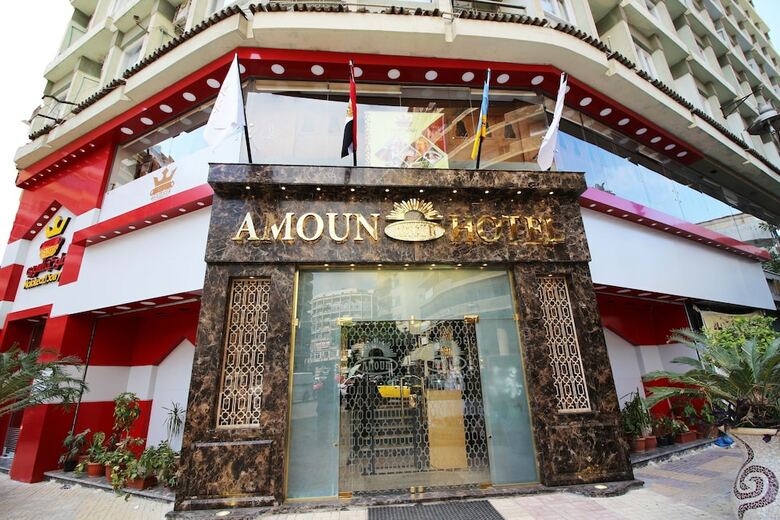 Hotel Chain Luxe Amoun