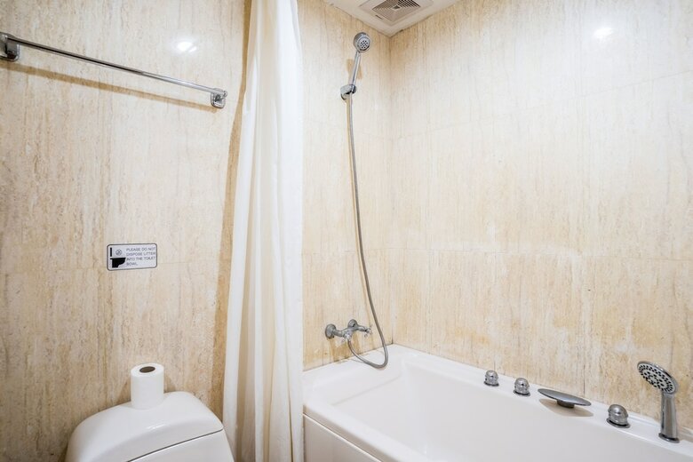 Hotel Lacuna Sukhumvit By Favstay