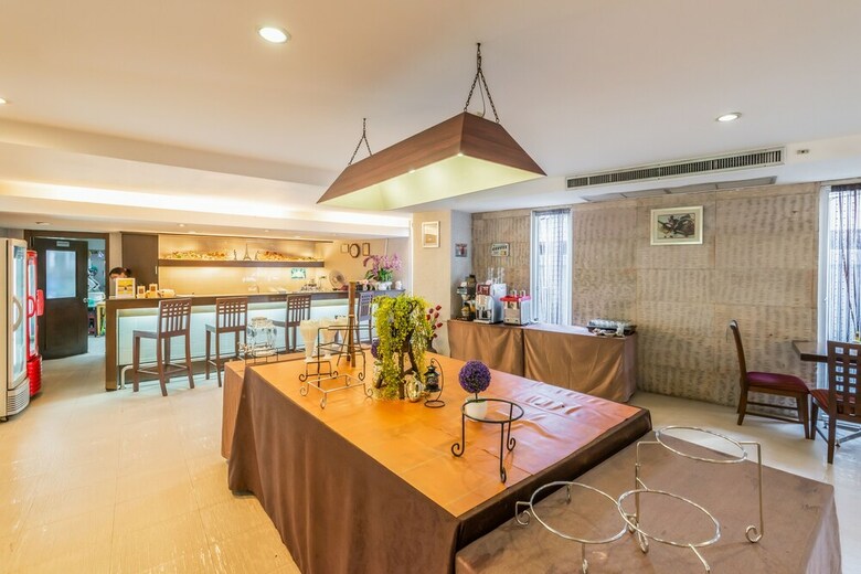 Hotel Lacuna Sukhumvit By Favstay