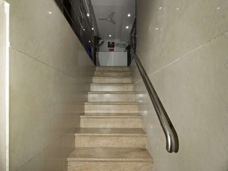 Hotel Paris Residency