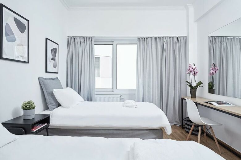 Kolonaki Square Executive Apartment