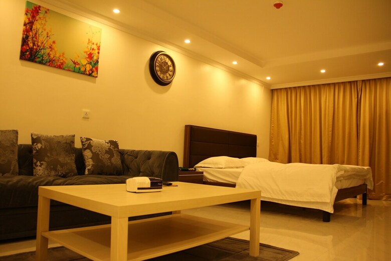 White Suite Aparthotel