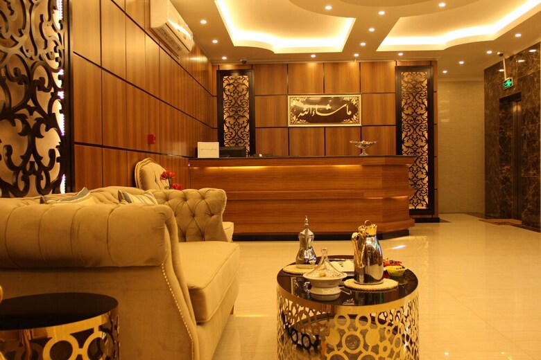 White Suite Aparthotel