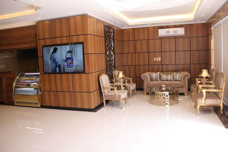 White Suite Aparthotel