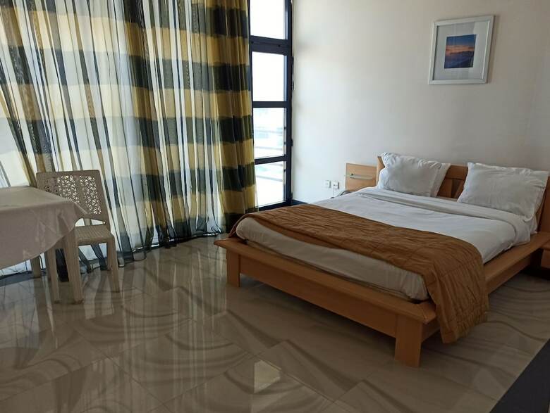 Hotel Kaspi Beach Resort