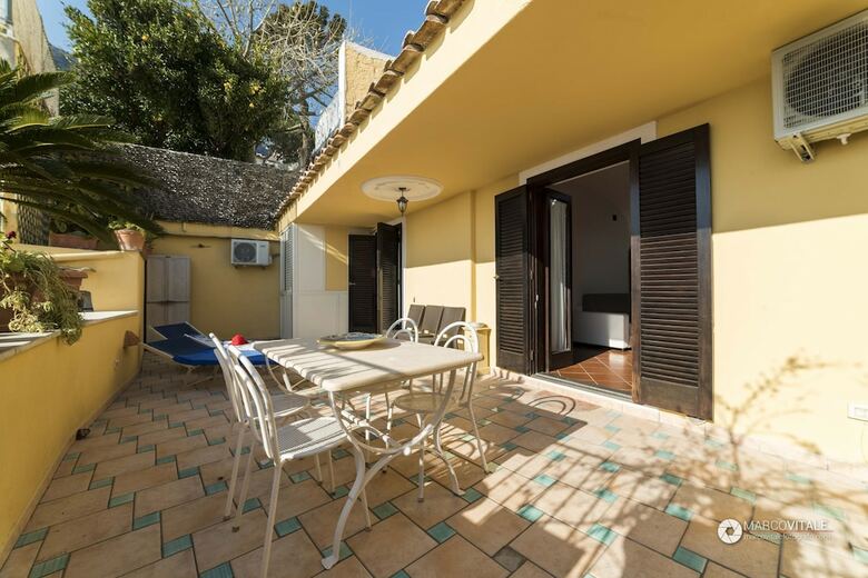 Villa Namily House