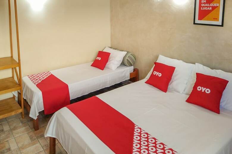 Oyo Costa Serena Hotel