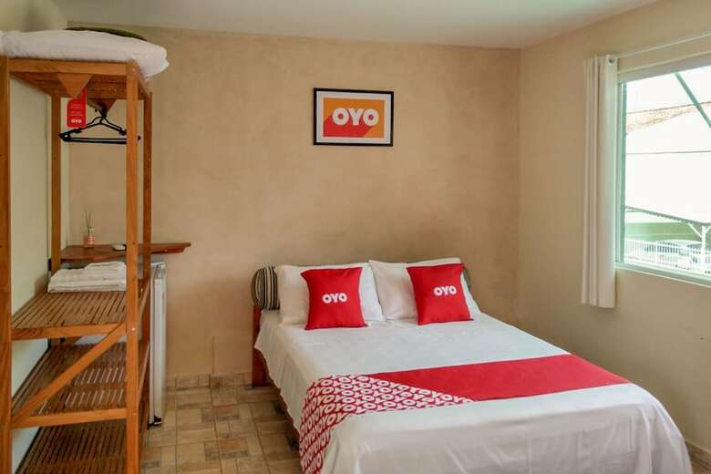Oyo Costa Serena Hotel
