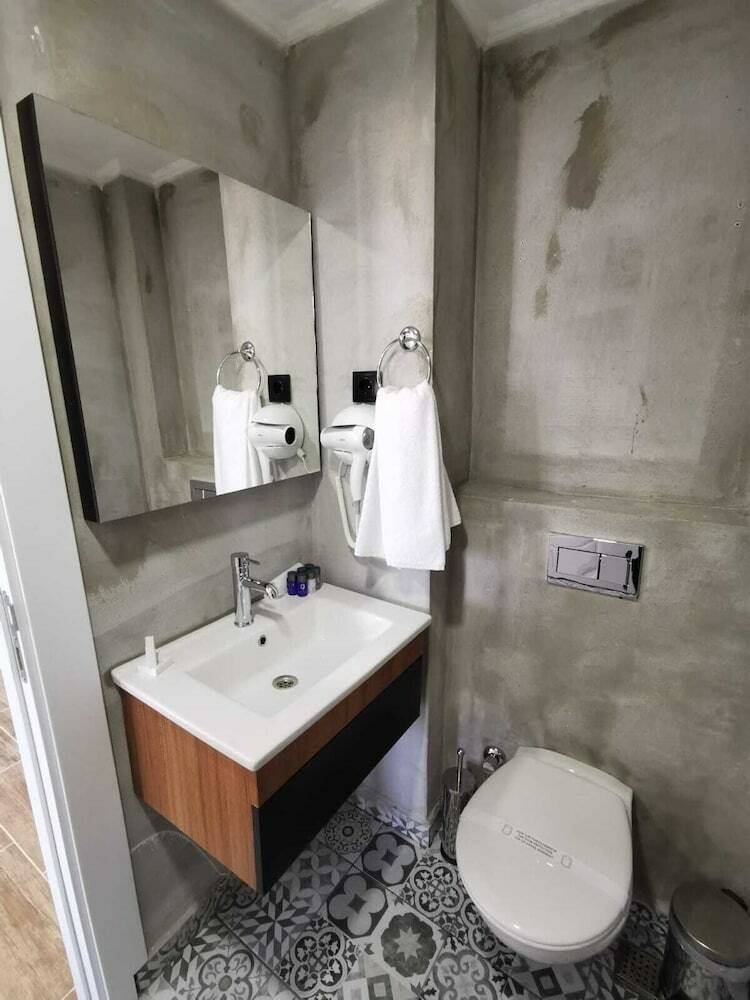 Hotel No57 Suites