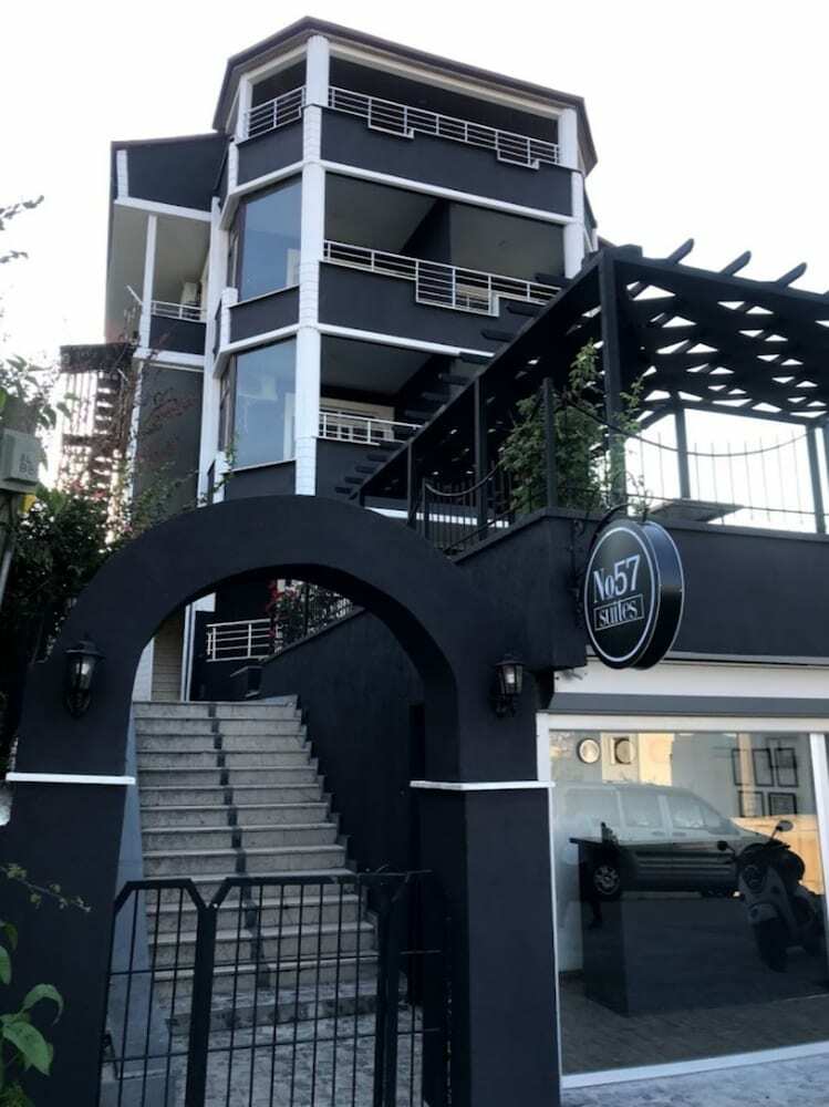 Hotel No57 Suites