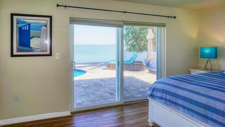 Treasure Island Intercoastal Boat Dock Pool 7989 By Techtravel