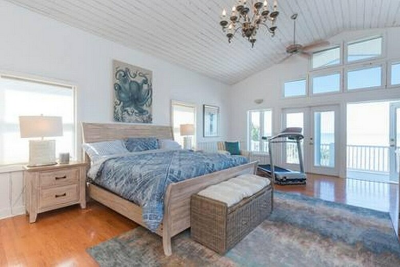 Sunset Sands Beach Pool Home Pass-a-grille 2508 By Techtravel