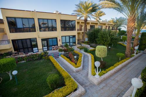 Hotel Sand Beach Resort