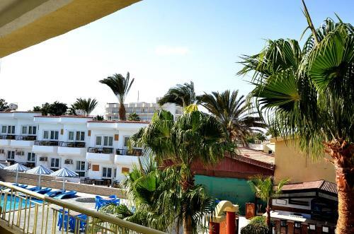 Hotel Sand Beach Resort