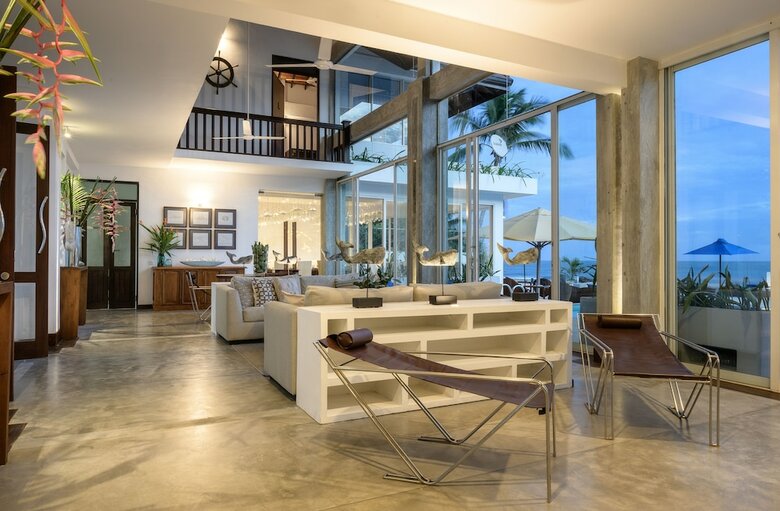 Villa The Beach House