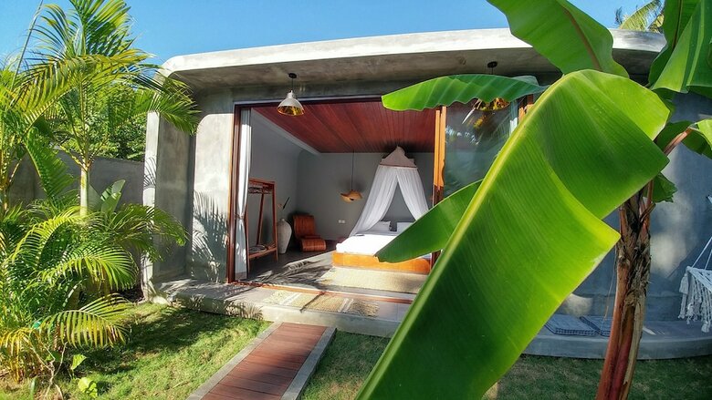 Coco Garden Pool Villas
