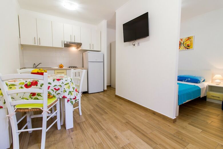 Studio Apartment Zeljka