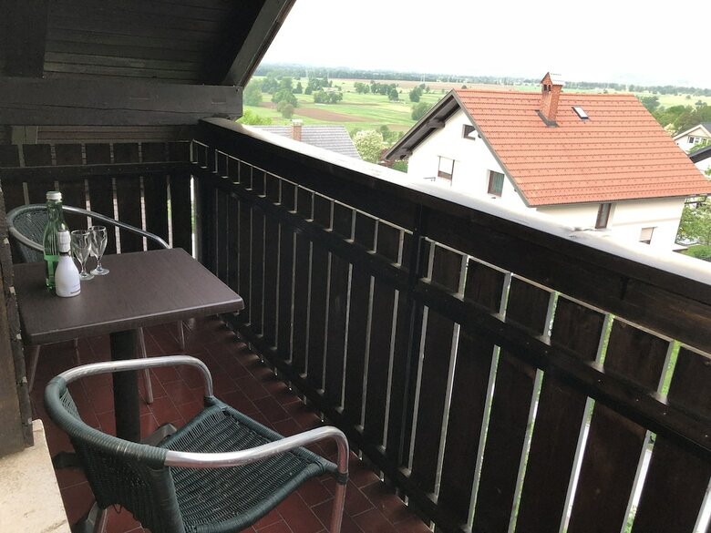 Apartments Rikli Rodine Near Bled
