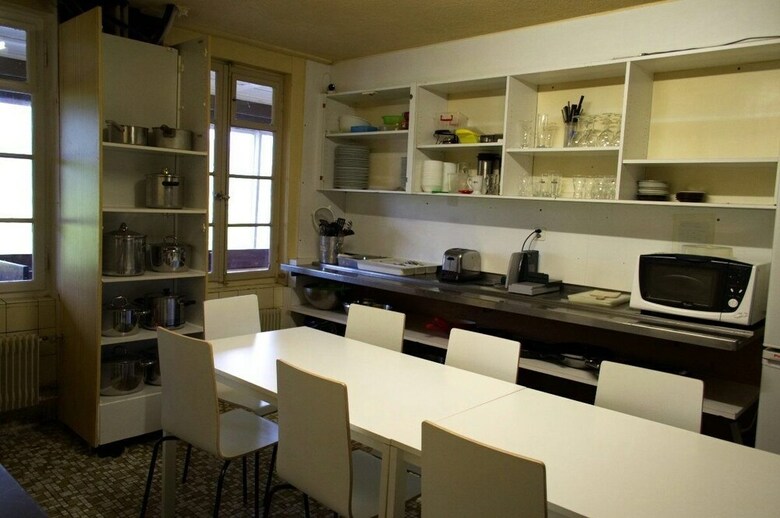 Hostal Hotel Sch�nbrunnen