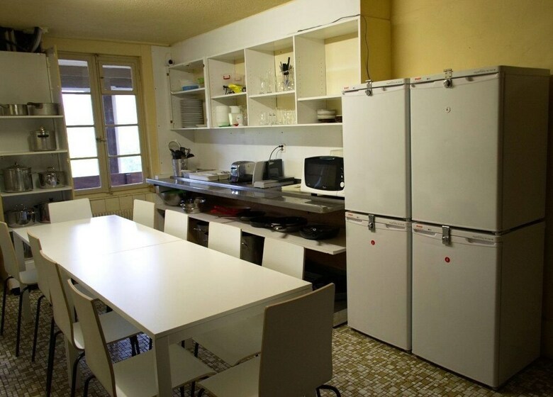 Hostal Hotel Sch�nbrunnen