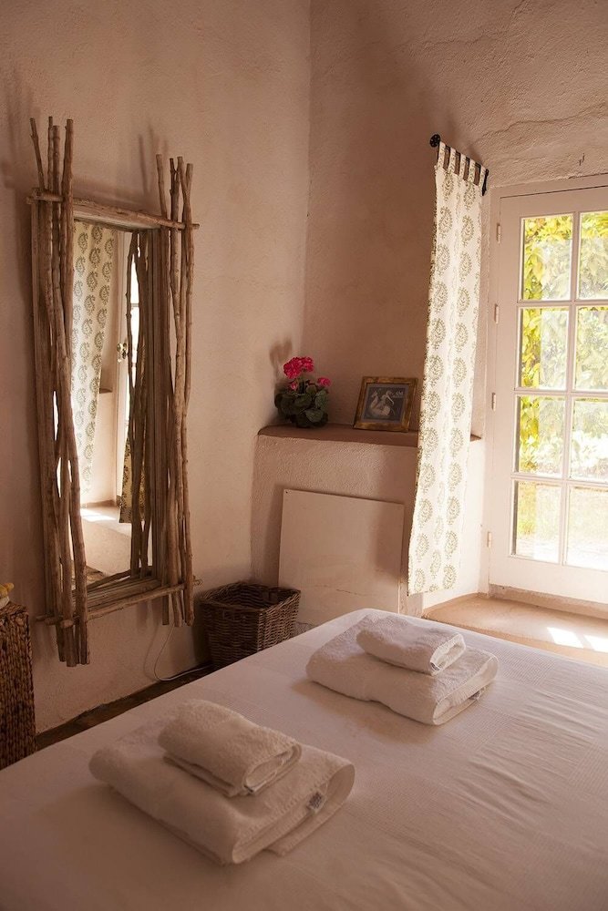 Agroturismo La Almu�a
