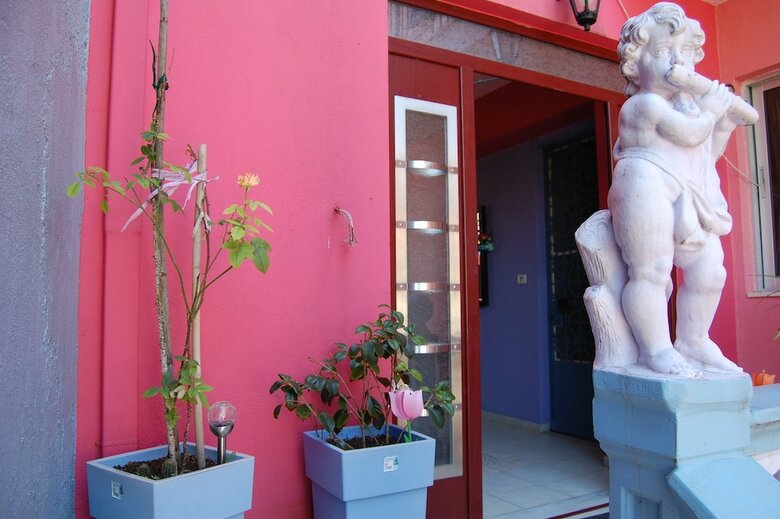 Alkyoni Studios & Apartments