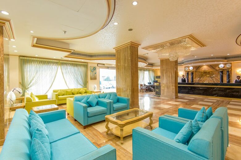 Waves International Hotel