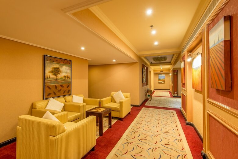 Waves International Hotel