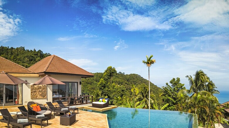 4 Bedroom Sea View Villa Bubbles