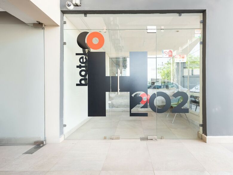 Oyo Hotel 202