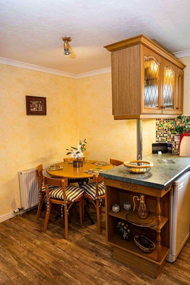 East Rogerton Lodge