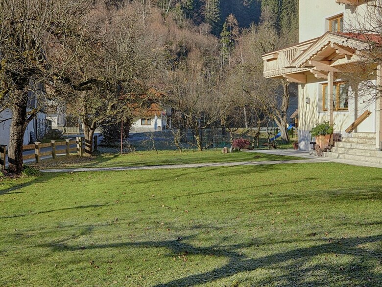 Spacious Apartment In Aschau Im Zillertal With Balcony