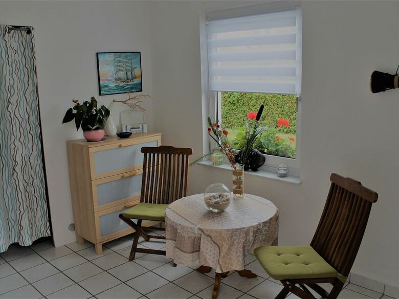 Luxurious Apartment In Proseken With Parking And Barbecue