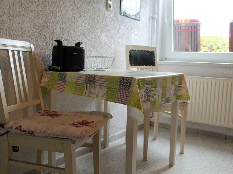 Luxurious Apartment In Proseken With Parking And Barbecue