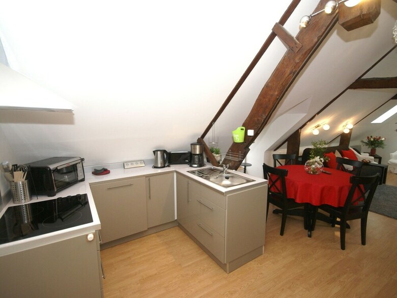 Apartamento Spacious, Modernised Accommodation Right In The Centre Of Bayeux