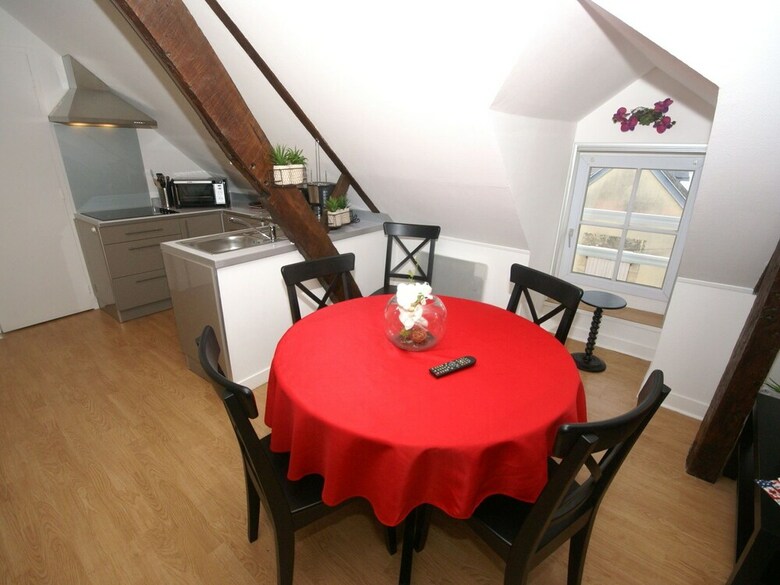 Apartamento Spacious, Modernised Accommodation Right In The Centre Of Bayeux