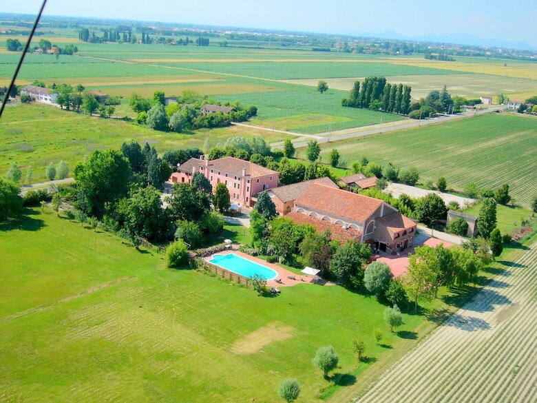 Agroturismo Cozy Farmhouse In Veneto With Shared Pool
