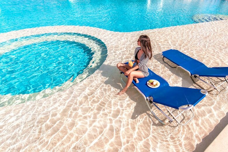 Hotel Sea World Resort (Formerly - Aqua Blu Resort)
