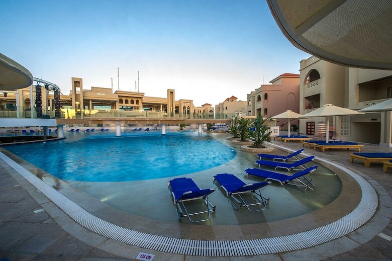 Hotel Sea World Resort (Formerly - Aqua Blu Resort)