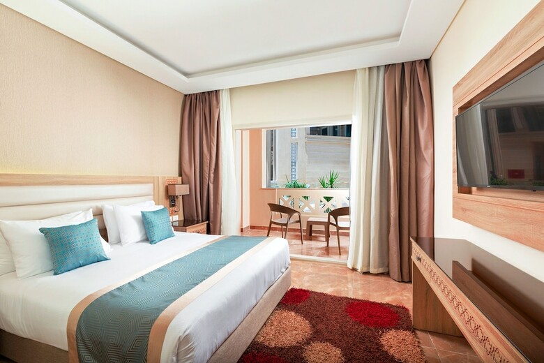 Hotel Sea World Resort (Formerly - Aqua Blu Resort)