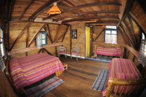 Hotel Azuluna Ecolodge