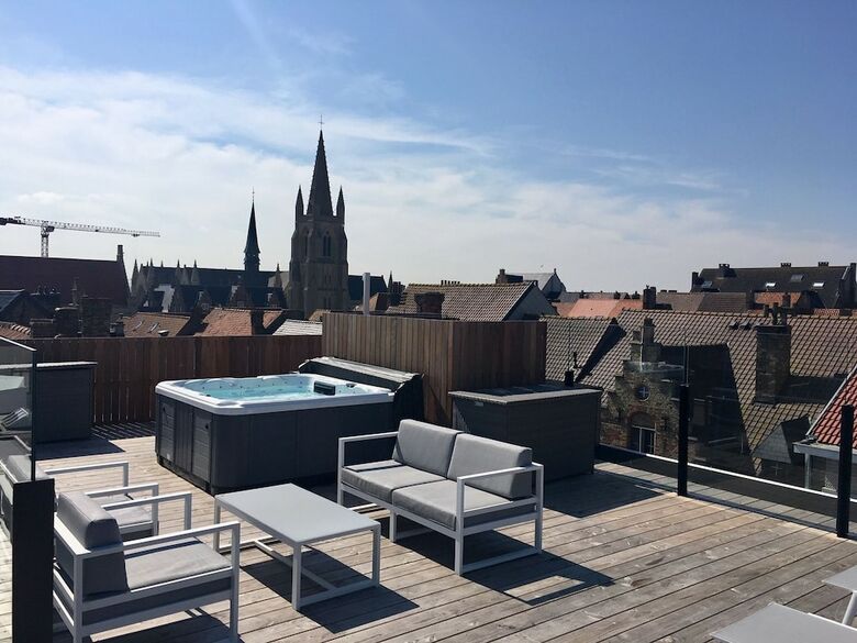 Luxurious Apartment In Nieuwpoort With Jacuzzi