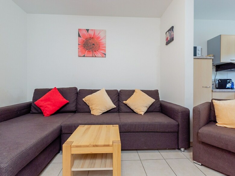 Tasteful Apartment In Piesendorf With Balcony