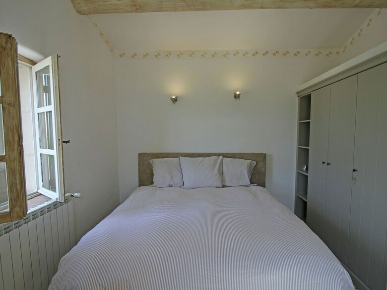 Villa Beautiful, Renovated Bastide With Private Pool And Panoramic Views, 3km From Apt