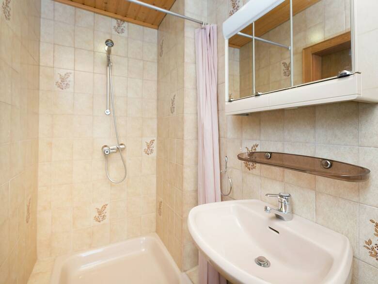 Spacious Apartment With Garden In Salzburg