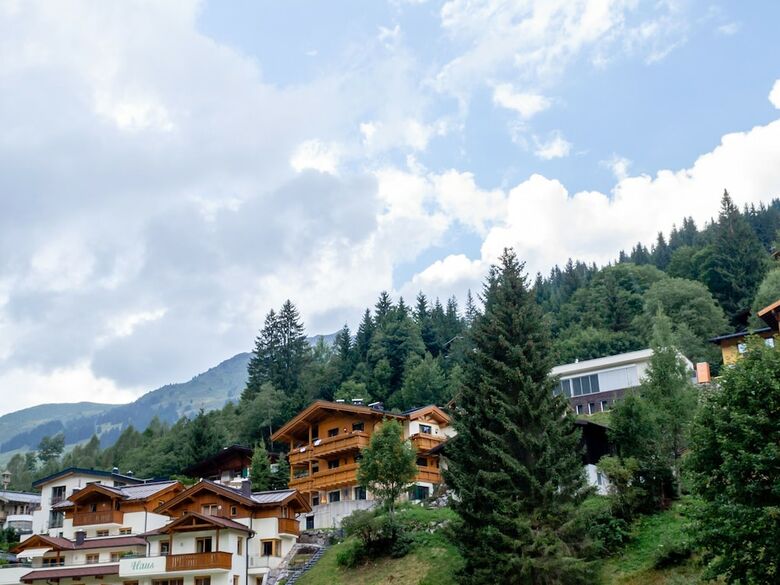 Cozy Apartment In Saalbach-hinterglemm With Sauna